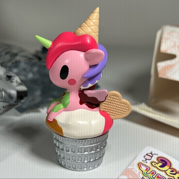 Tokidoki x Delicious Unicorno - Gelatino. - Picture 4 of 13